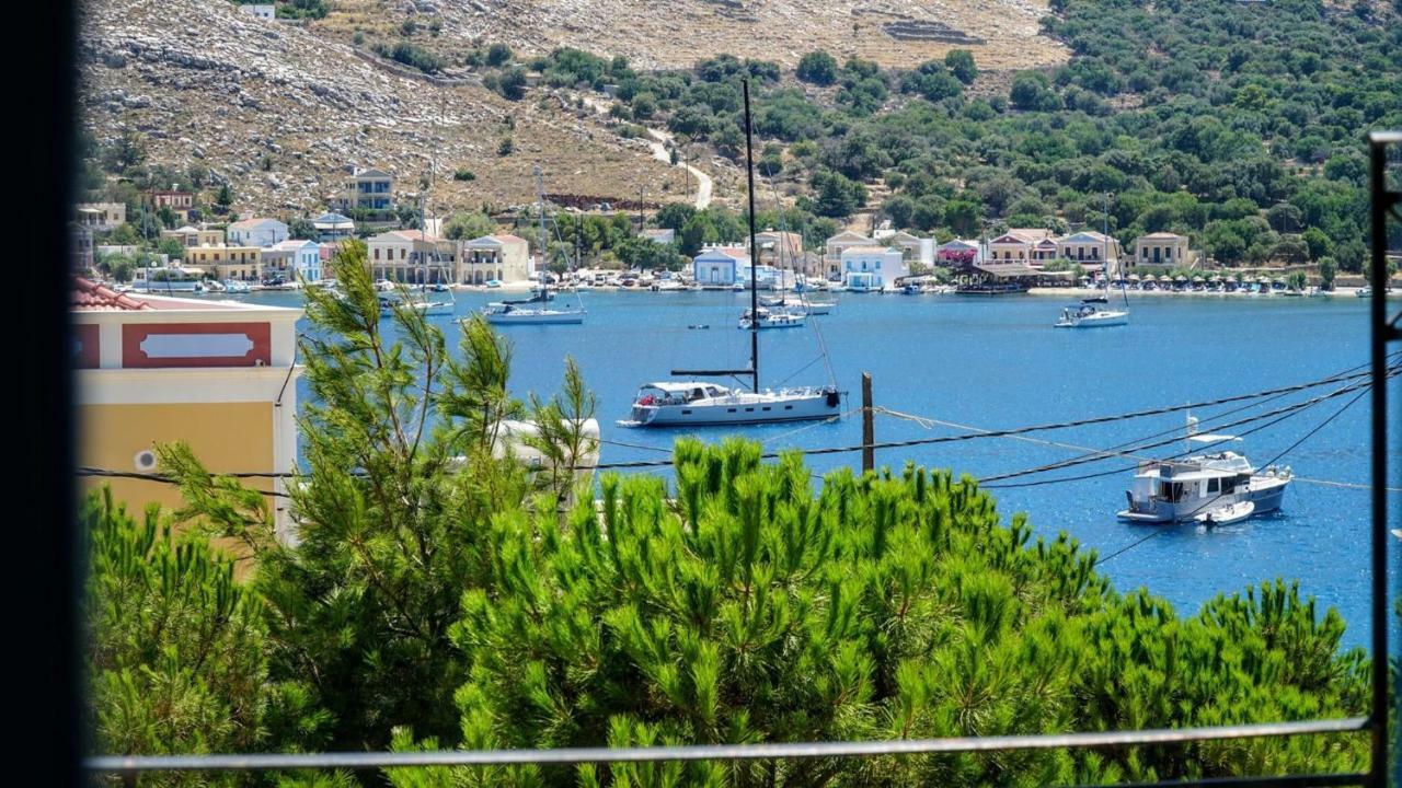 Irene Family Apartment Symi Exteriér fotografie