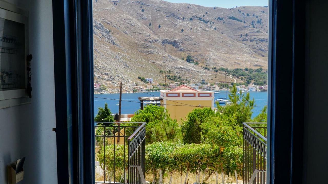 Irene Family Apartment Symi Exteriér fotografie